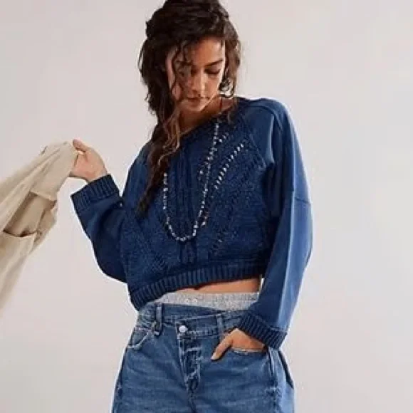 FREE PEOPLE SWEETNESS CROPPED SWEATSHIRT - Picture 9 of 10